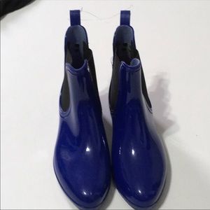 NWOT Nicole Miller chelsea rain boots